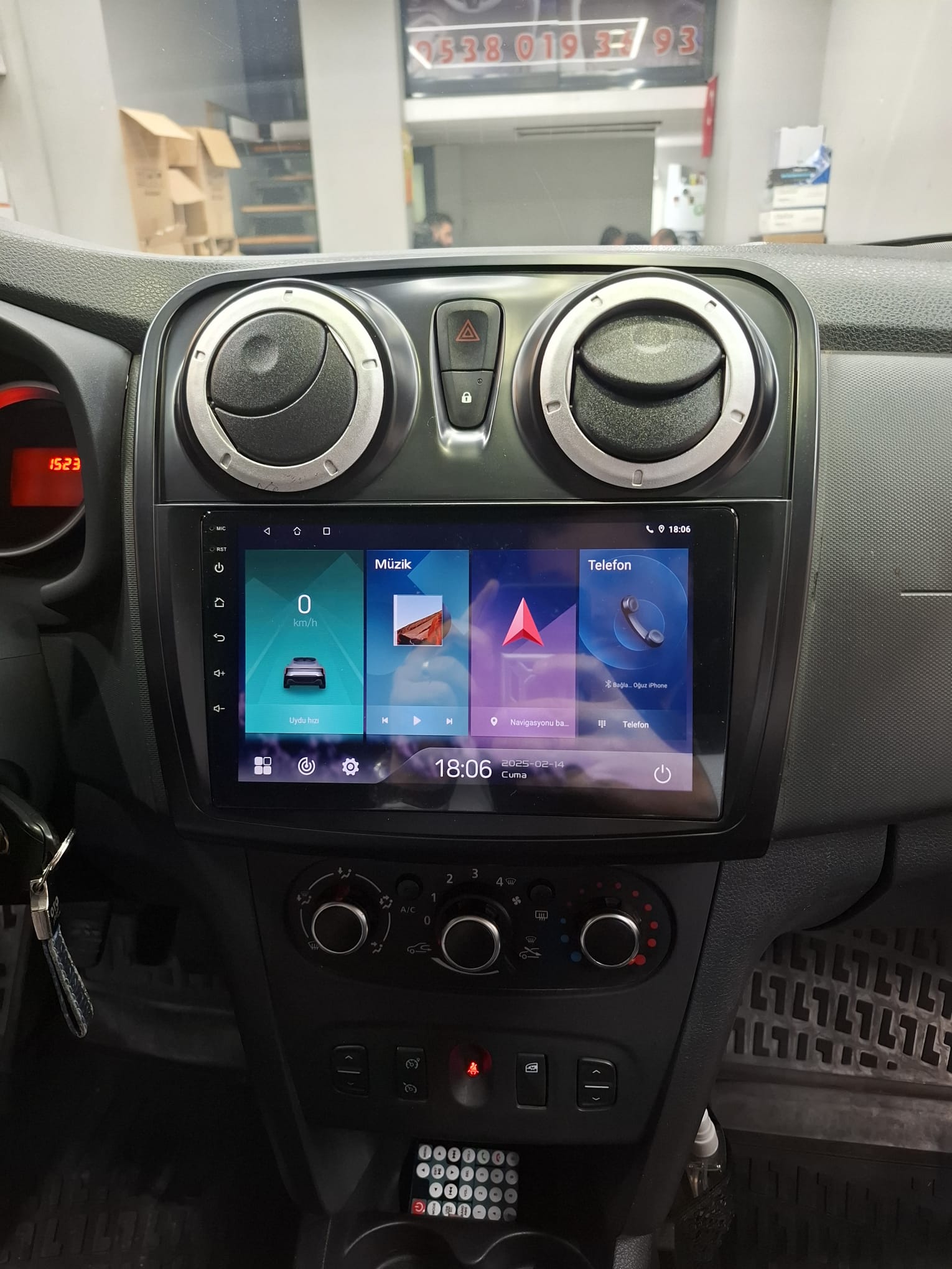 Renault Symbol Android Multimedya 4Gb ram 64Gb Hafıza